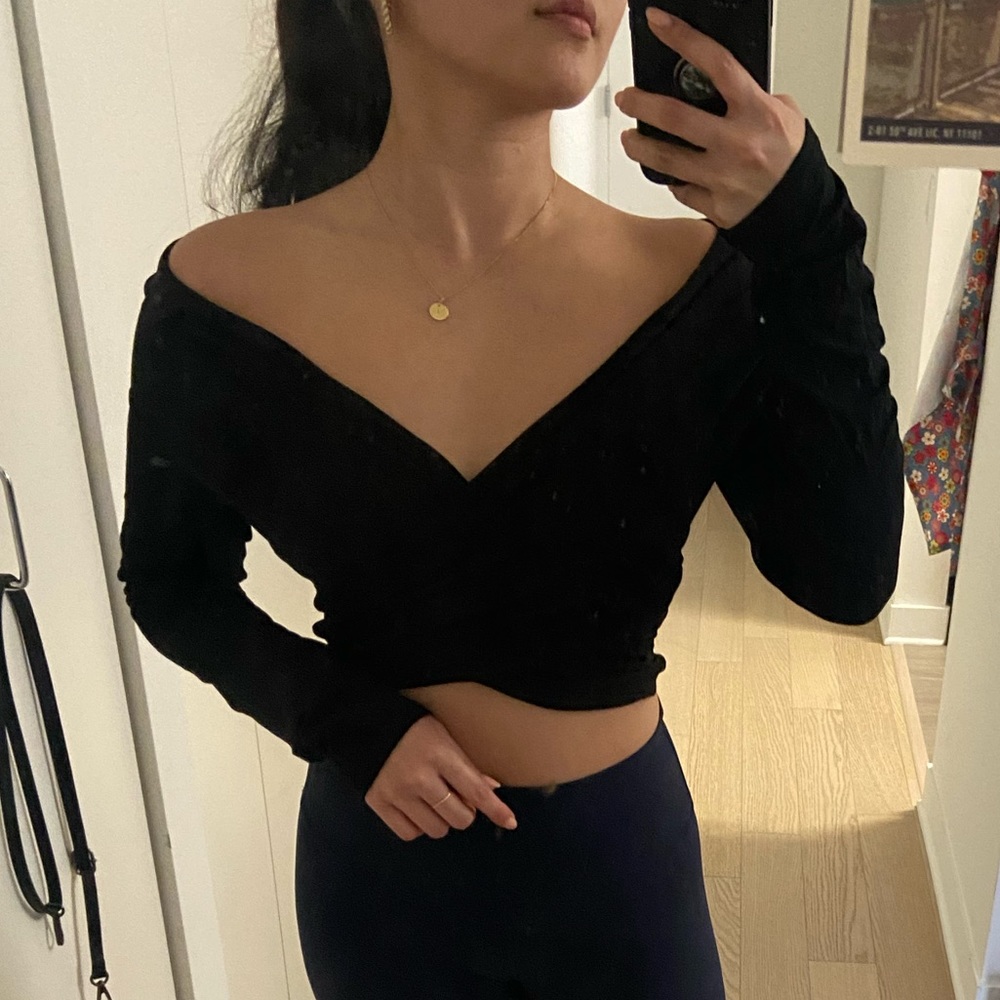 Bardot long sleeve top US 4/6